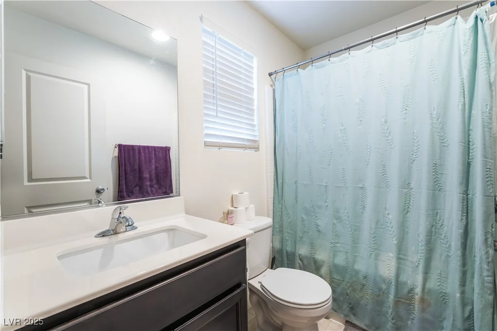 1883 Via Del Prado, Las Vegas, NV 89115