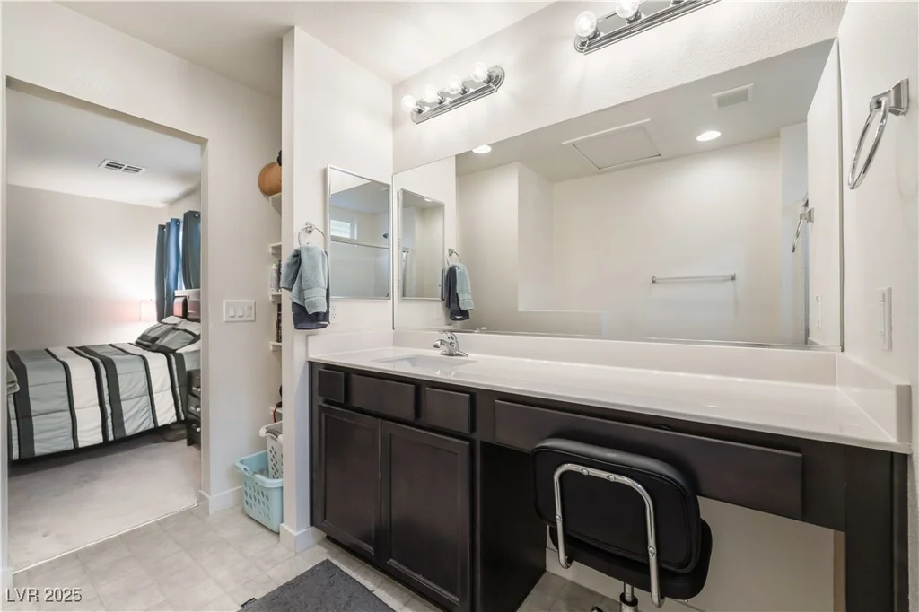 1883 Via Del Prado, Las Vegas, NV 89115