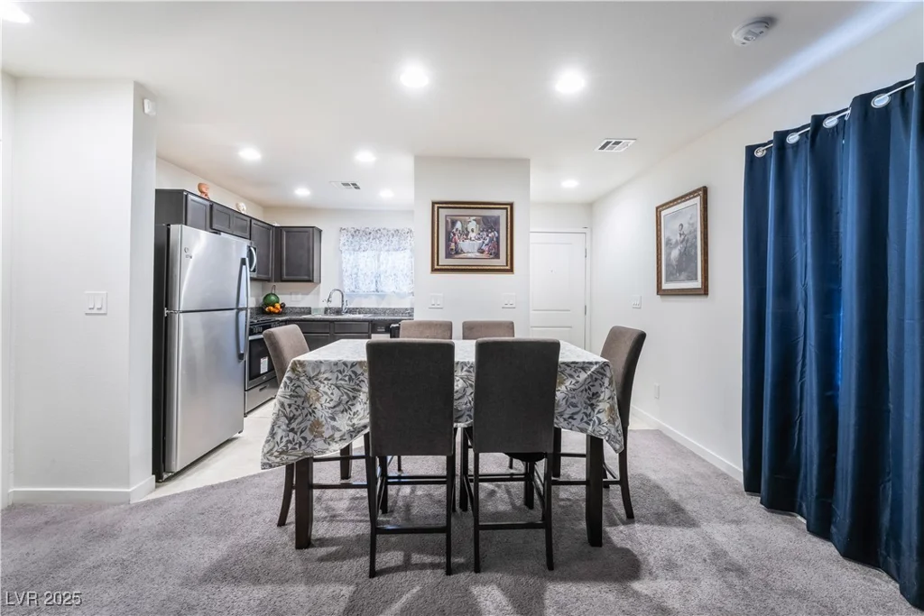 1883 Via Del Prado, Las Vegas, NV 89115