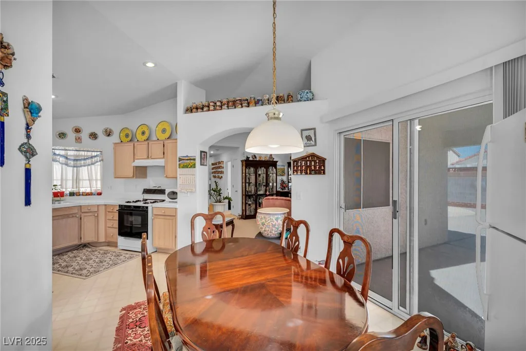 520 Stonehurst, North Las Vegas, NV 89031