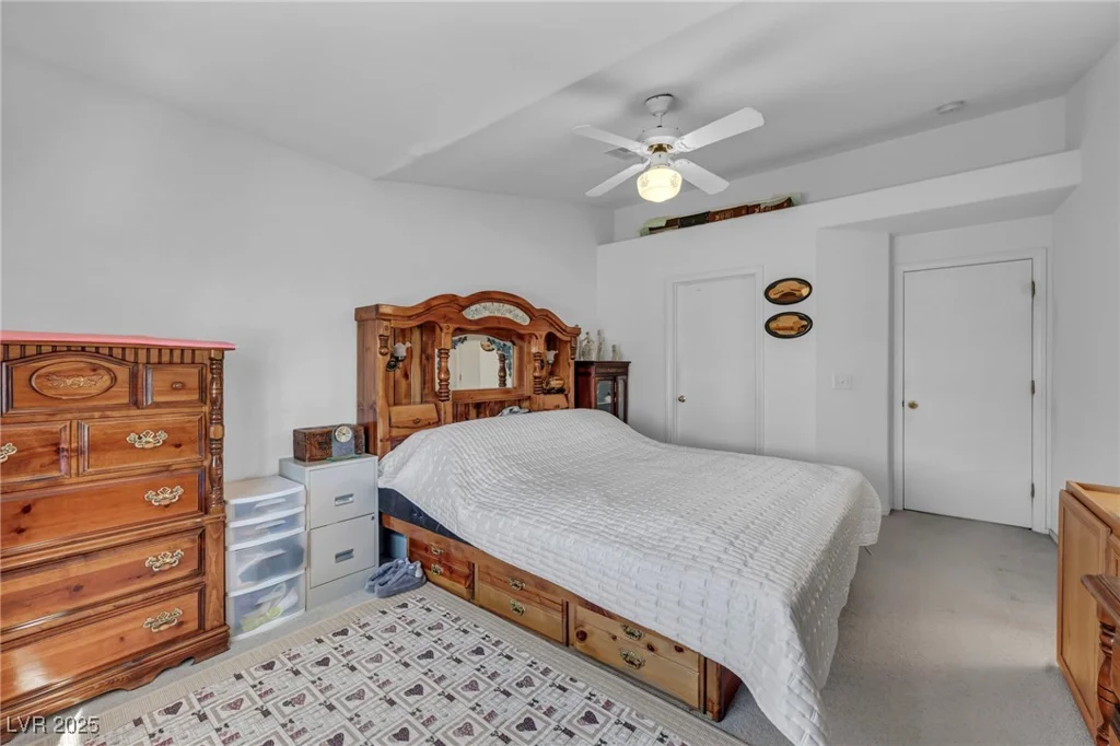 520 Stonehurst, North Las Vegas, NV 89031