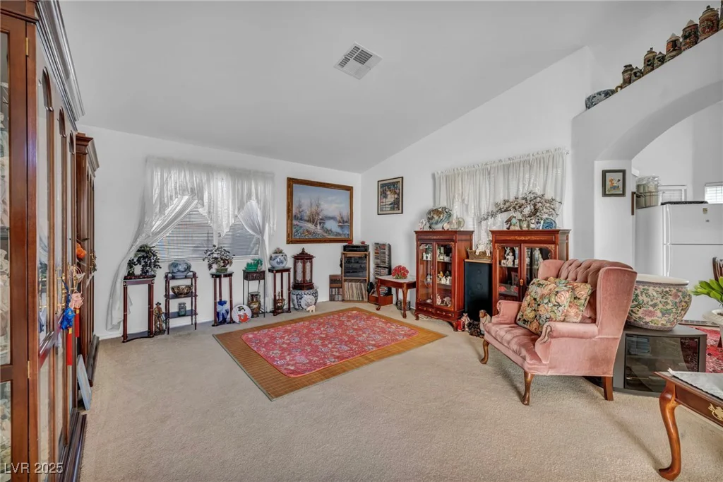 520 Stonehurst, North Las Vegas, NV 89031