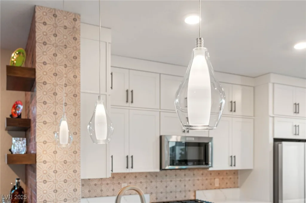 46 Lake Bluff, Henderson, NV 89011