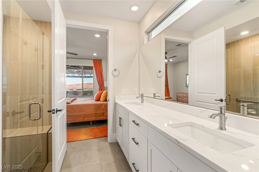 46 Lake Bluff, Henderson, NV 89011