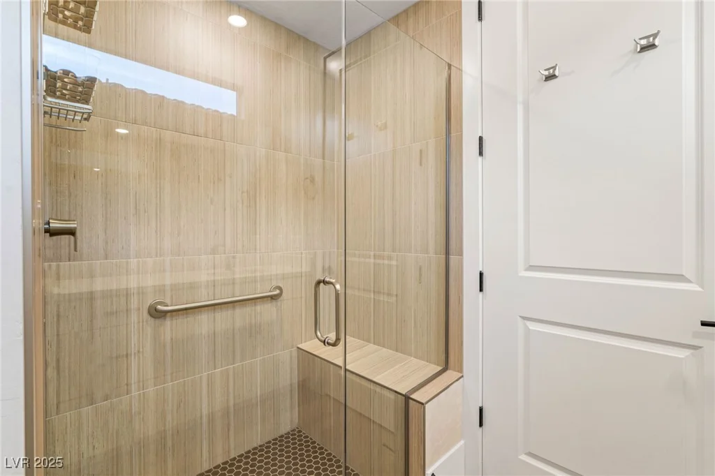 46 Lake Bluff, Henderson, NV 89011