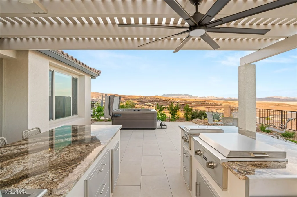 46 Lake Bluff, Henderson, NV 89011