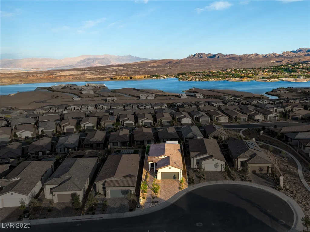 46 Lake Bluff, Henderson, NV 89011