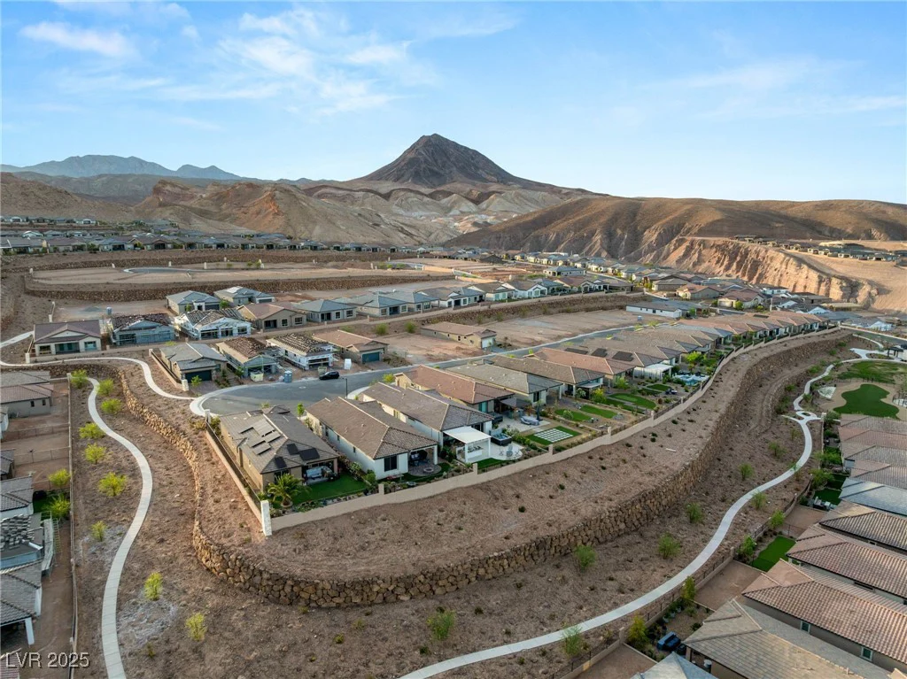 46 Lake Bluff, Henderson, NV 89011