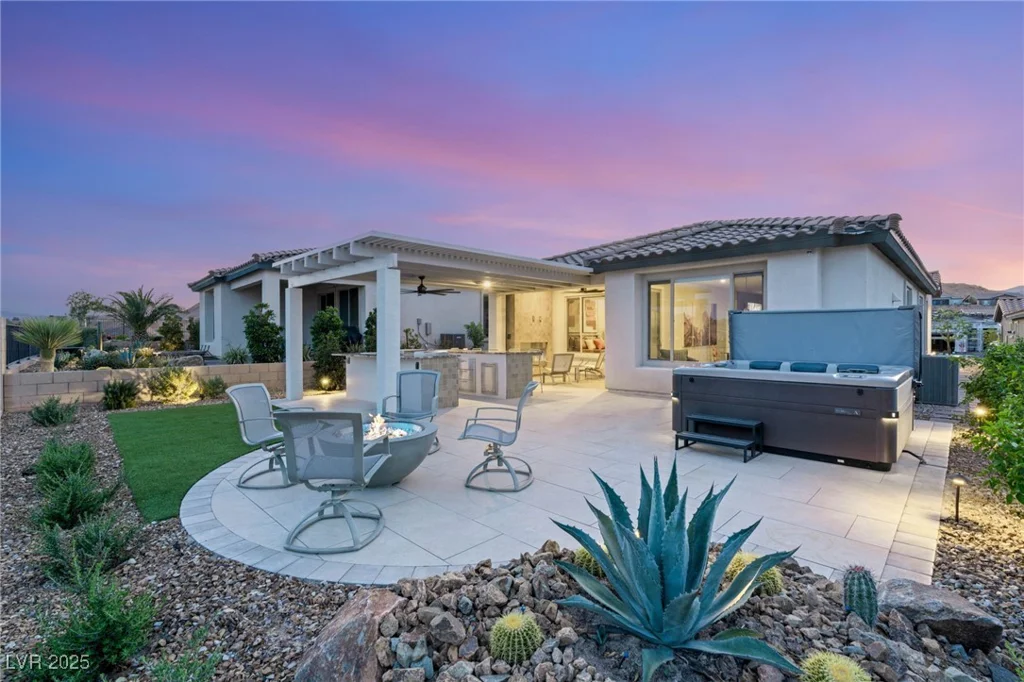 46 Lake Bluff, Henderson, NV 89011