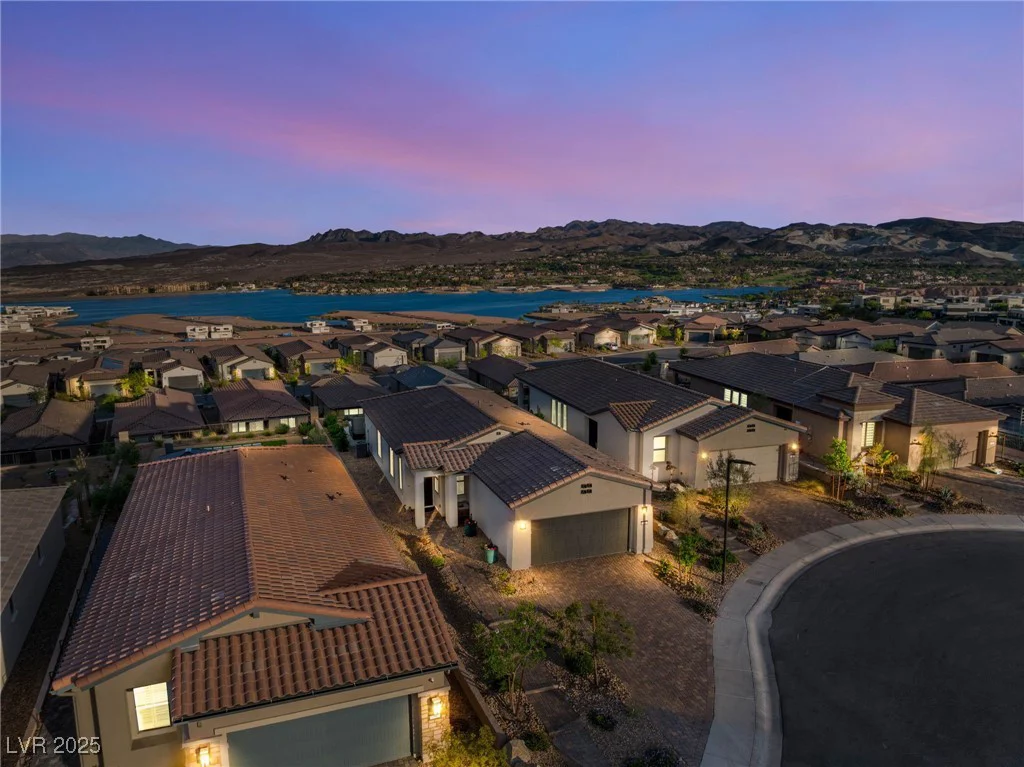 46 Lake Bluff, Henderson, NV 89011