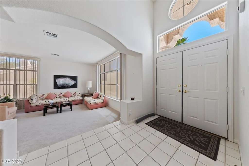 8128 Bay Pines, Las Vegas, NV 89128