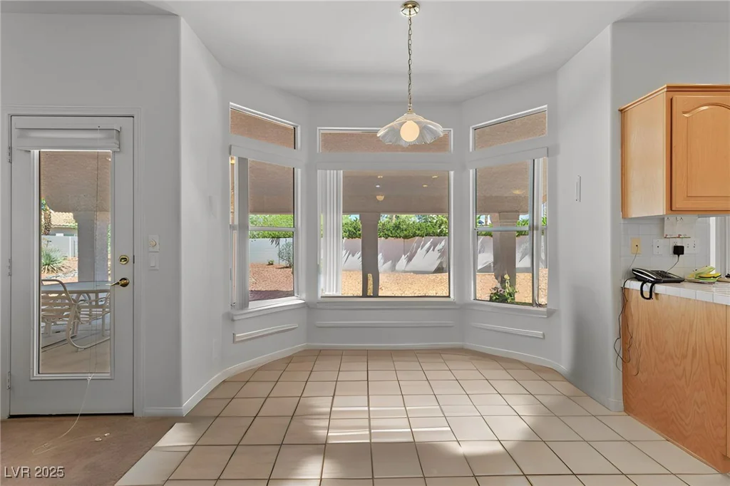 8128 Bay Pines, Las Vegas, NV 89128