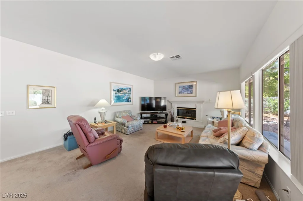 8128 Bay Pines, Las Vegas, NV 89128