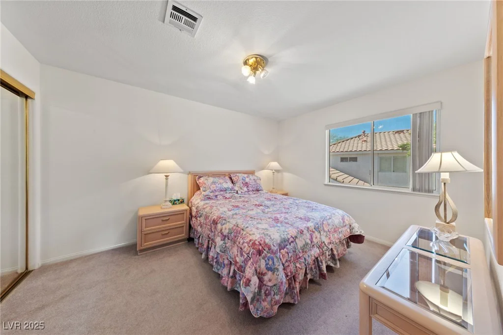 8128 Bay Pines, Las Vegas, NV 89128