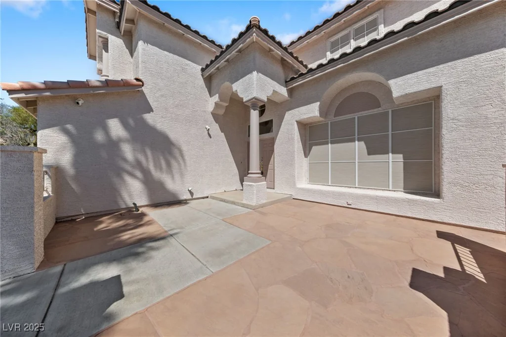 8128 Bay Pines, Las Vegas, NV 89128