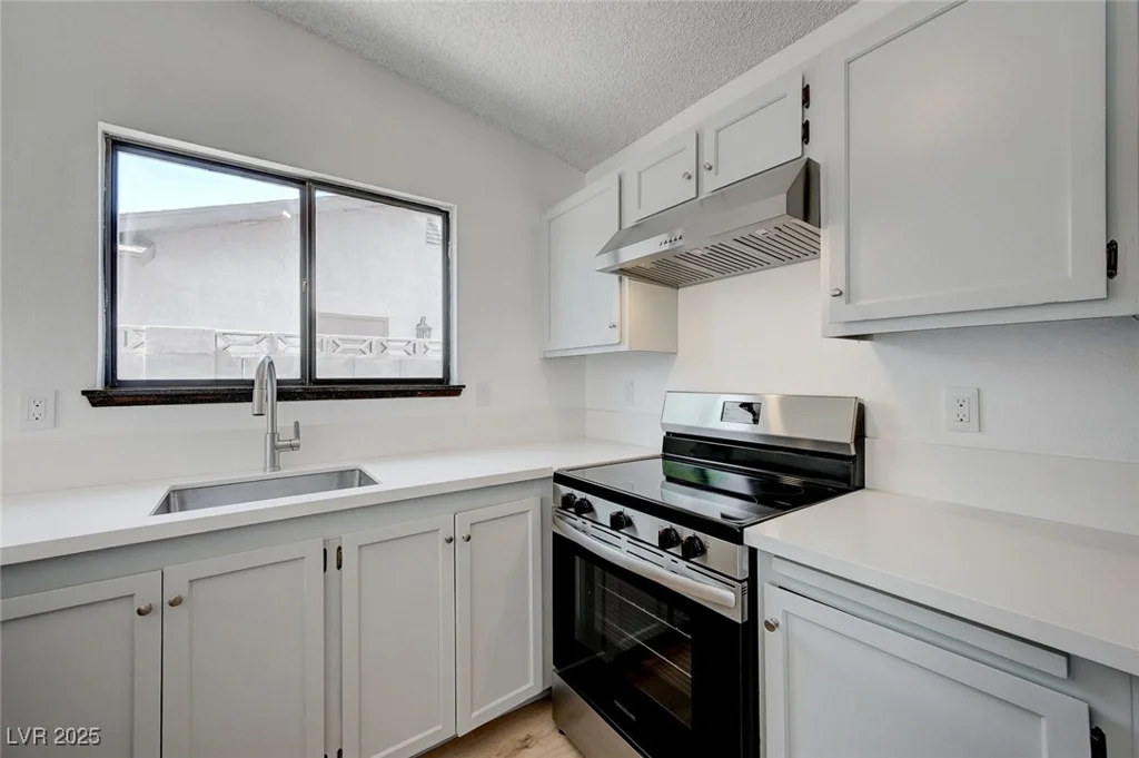 3158 High View, Henderson, NV 89014