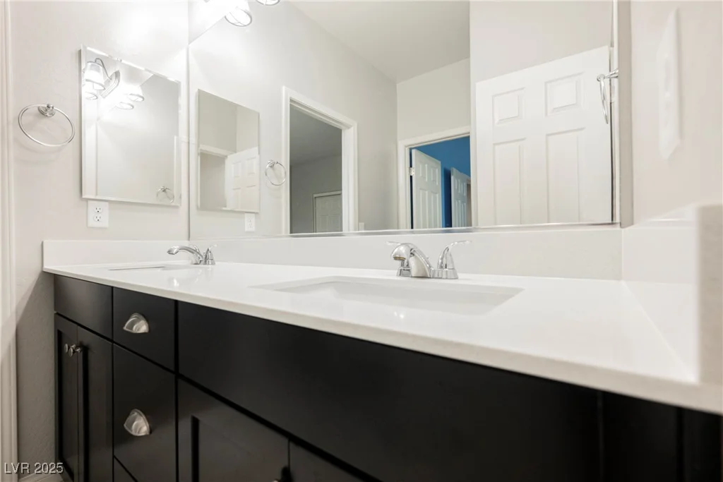 10126 Cliff Dwellings, Las Vegas, NV 89178