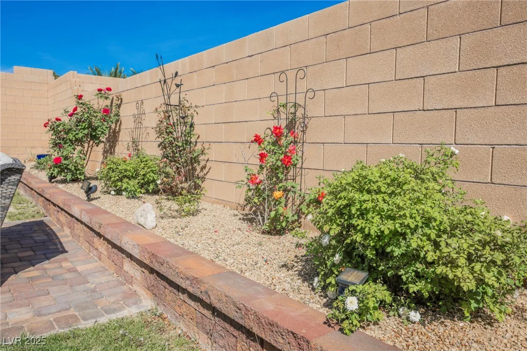 10126 Cliff Dwellings, Las Vegas, NV 89178