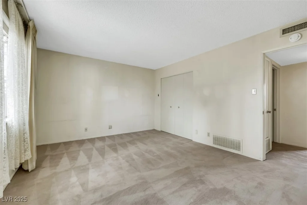 4186 Sheppard, Las Vegas, NV 89121