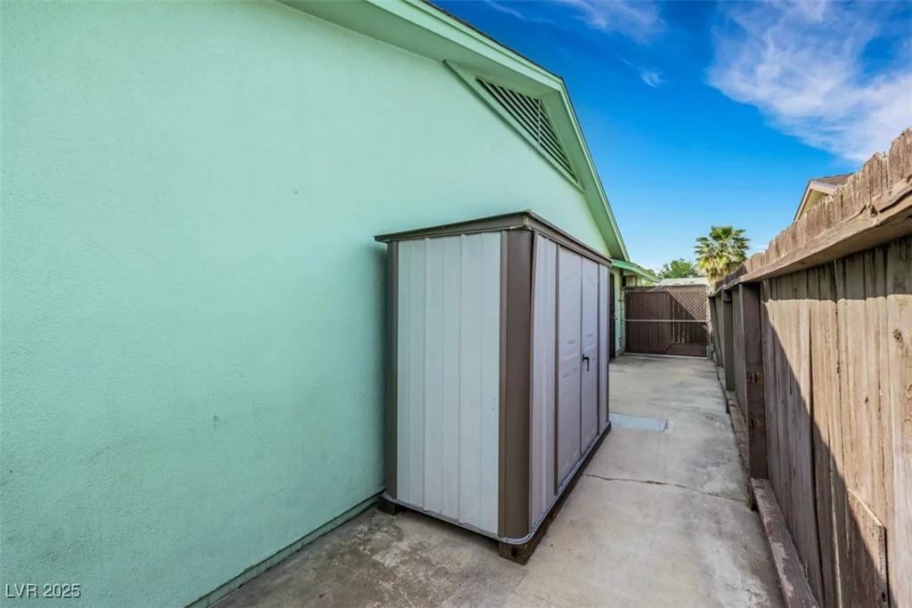 4186 Sheppard, Las Vegas, NV 89121