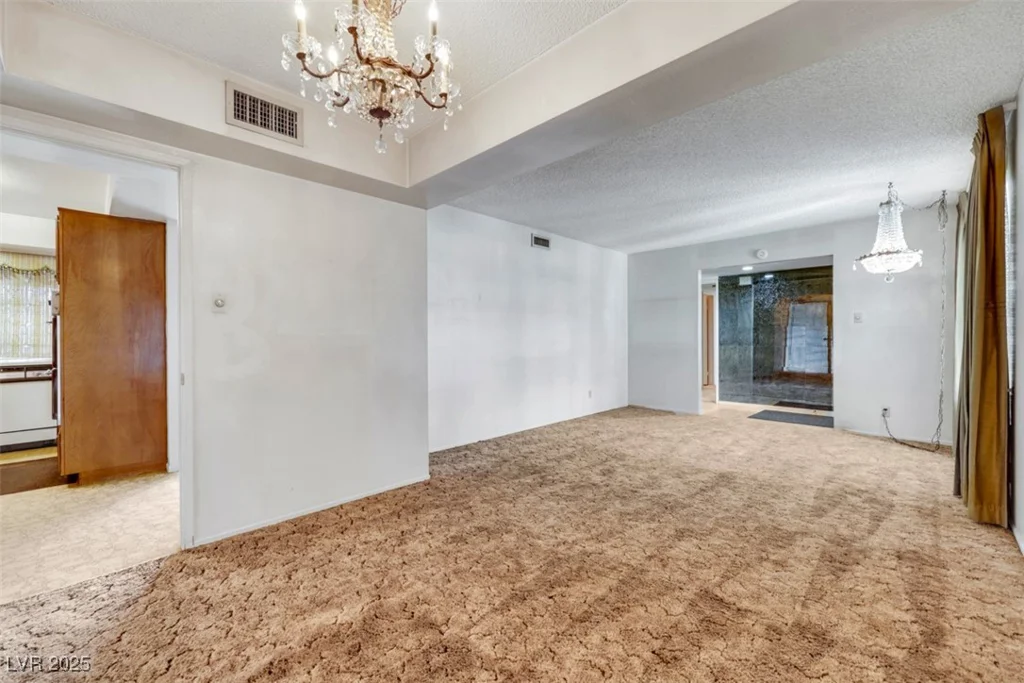 4186 Sheppard, Las Vegas, NV 89121