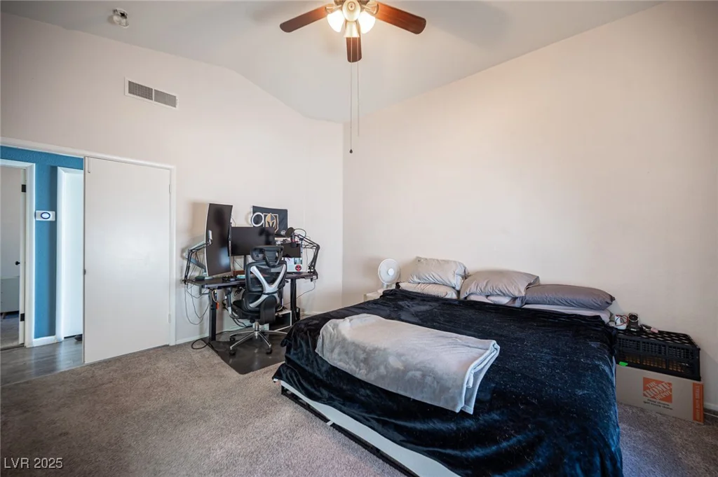 7103 Shadow Crest, Las Vegas, NV 89119