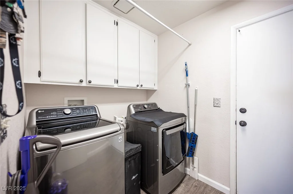 7103 Shadow Crest, Las Vegas, NV 89119
