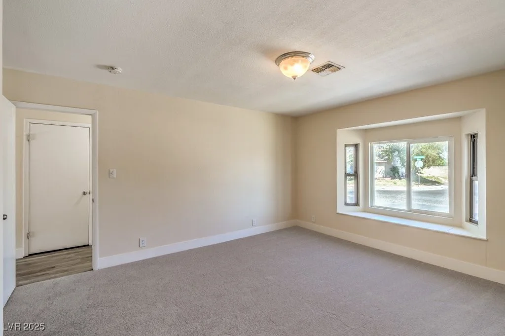 5427 Bernadette, Las Vegas, NV 89122