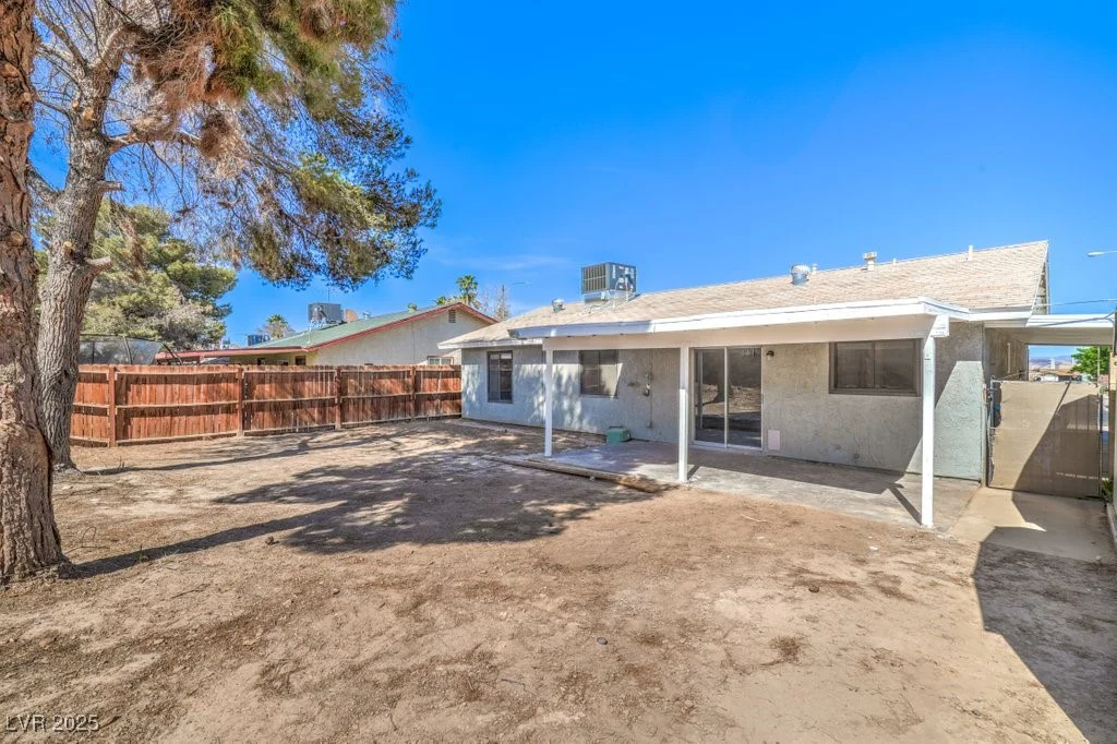 5427 Bernadette, Las Vegas, NV 89122