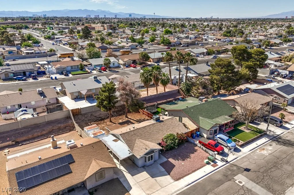 5427 Bernadette, Las Vegas, NV 89122