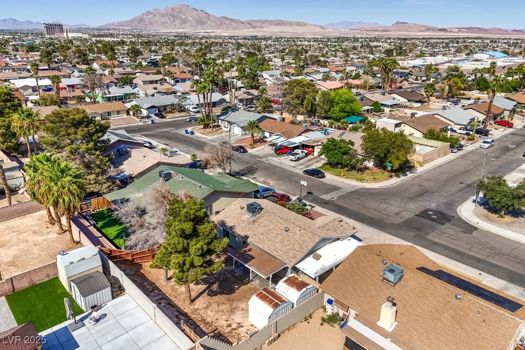 5427 Bernadette, Las Vegas, NV 89122