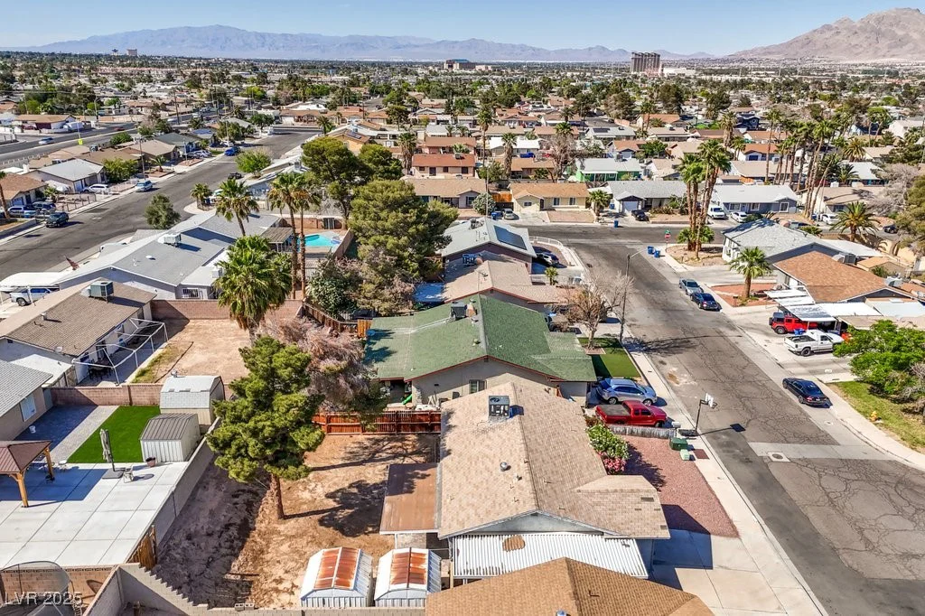 5427 Bernadette, Las Vegas, NV 89122