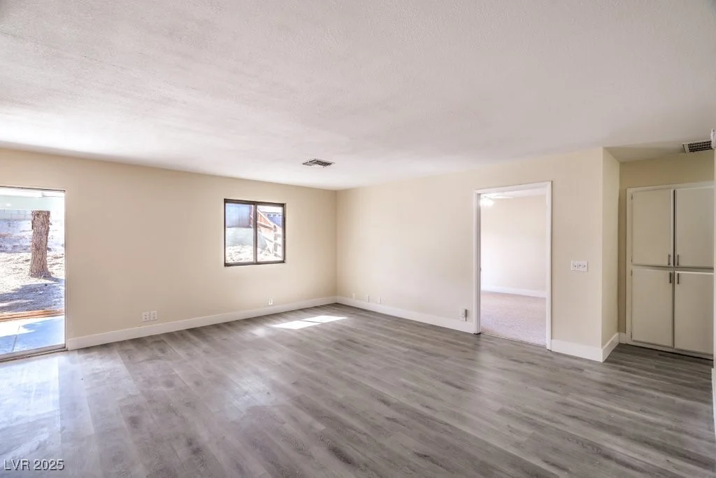 5427 Bernadette, Las Vegas, NV 89122