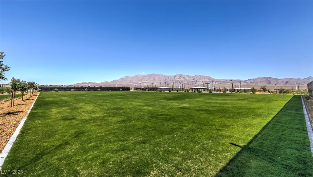 7376 Craig Cove, North Las Vegas, NV 89084