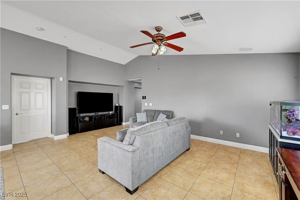 6390 Flathead, Las Vegas, NV 89122