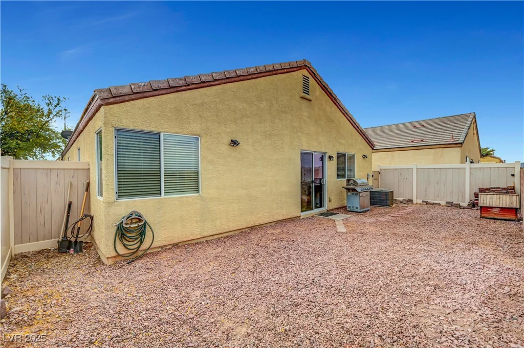6390 Flathead, Las Vegas, NV 89122