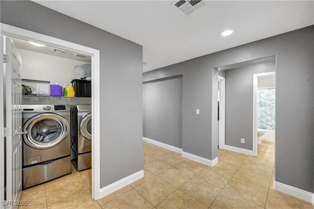 6390 Flathead, Las Vegas, NV 89122