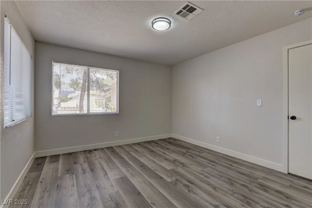 5653 White Cap, Las Vegas, NV 89110