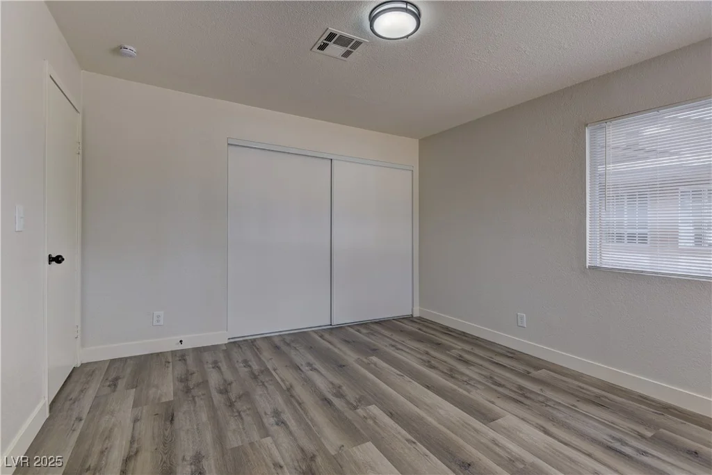 5653 White Cap, Las Vegas, NV 89110