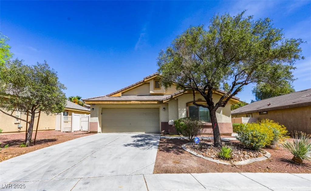 5828 Autumn Damask, North Las Vegas, NV 89081