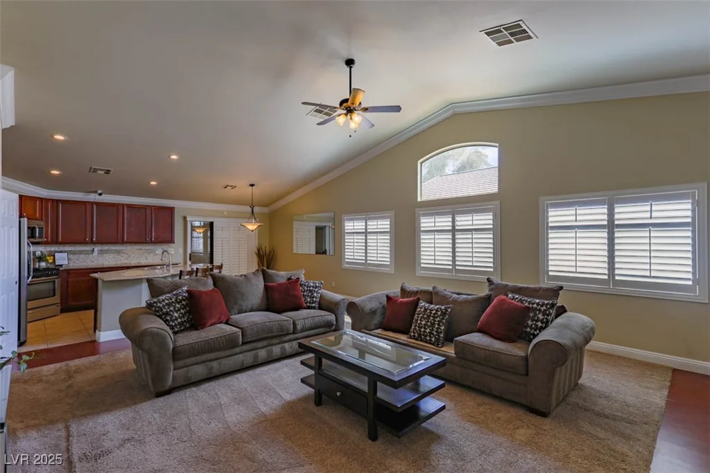 5828 Autumn Damask, North Las Vegas, NV 89081
