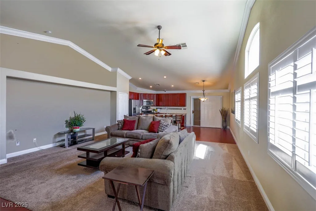 5828 Autumn Damask, North Las Vegas, NV 89081