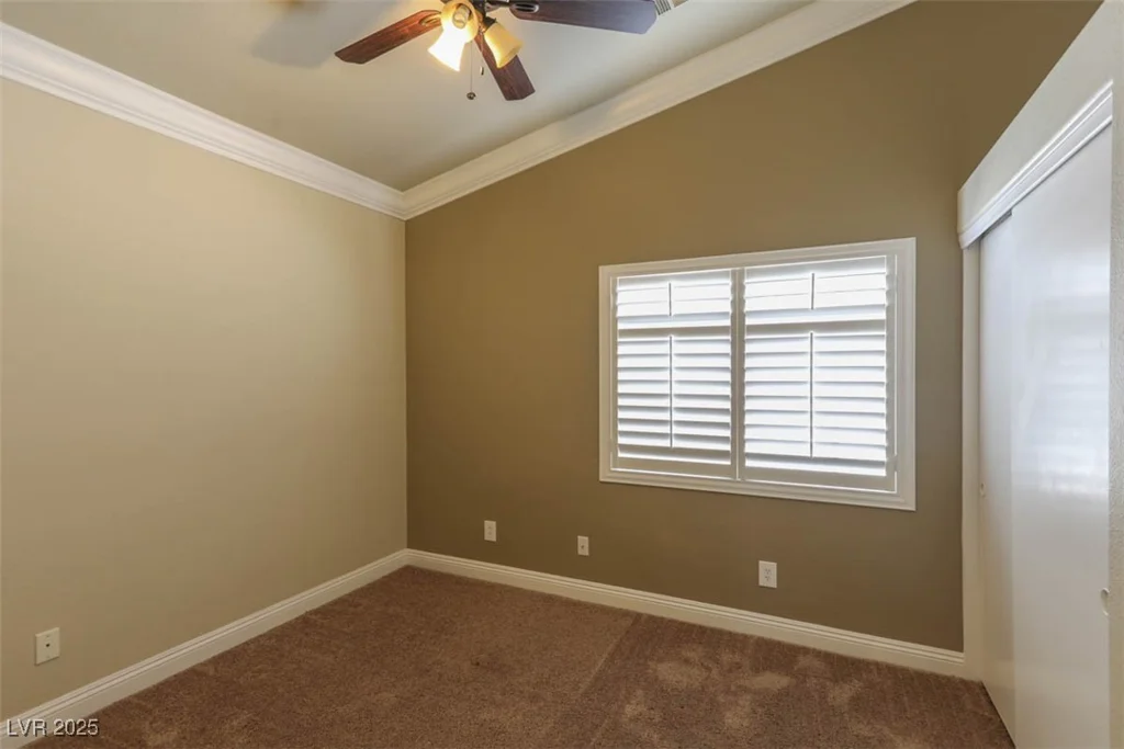 5828 Autumn Damask, North Las Vegas, NV 89081