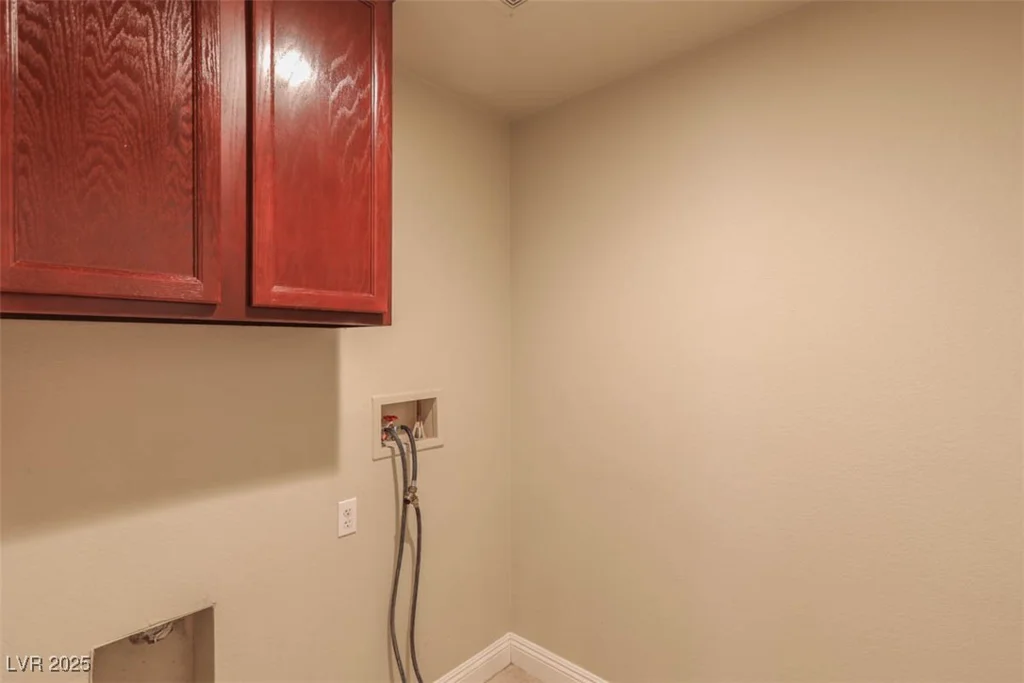 5828 Autumn Damask, North Las Vegas, NV 89081