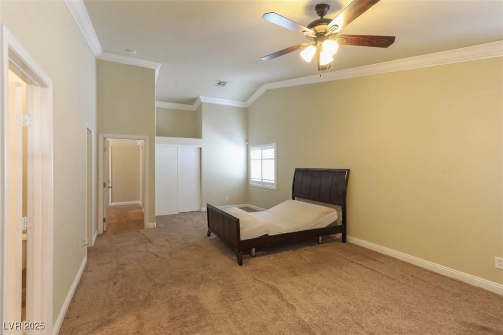 5828 Autumn Damask, North Las Vegas, NV 89081