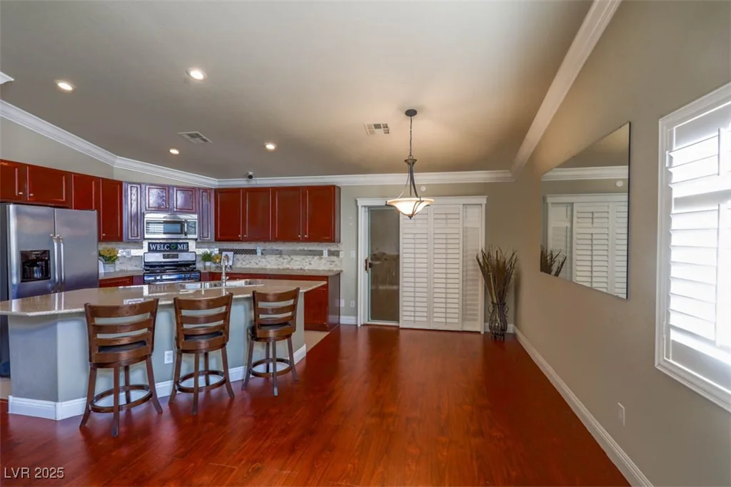 5828 Autumn Damask, North Las Vegas, NV 89081