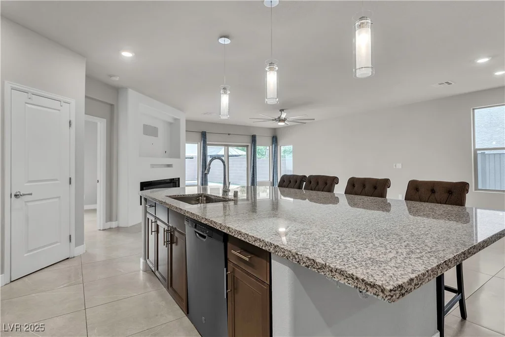 11228 Burning River, Las Vegas, NV 89183