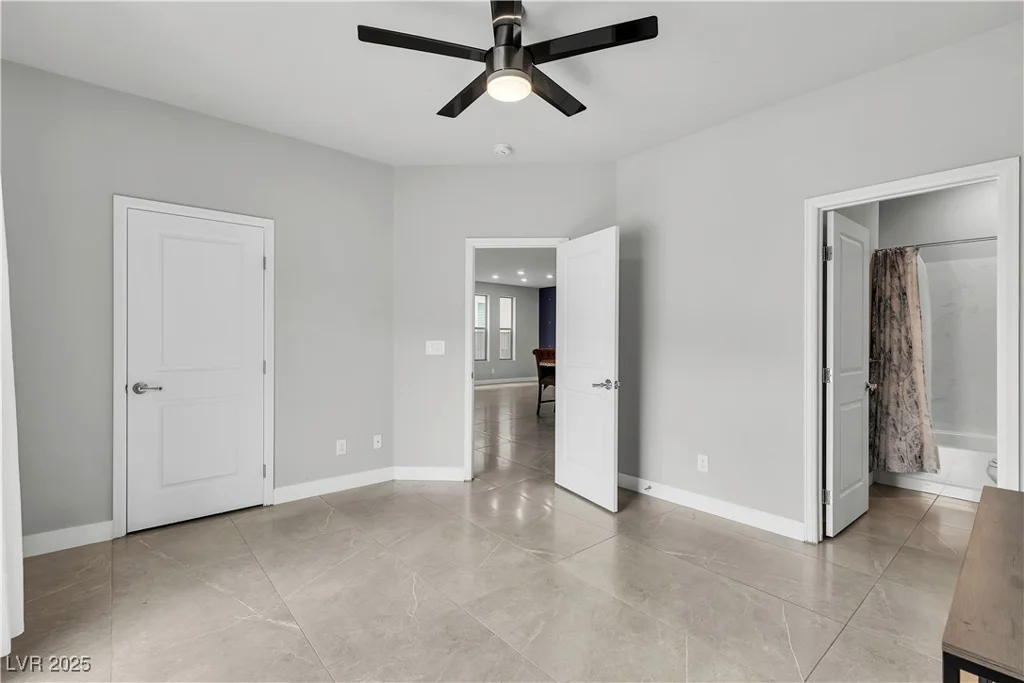 11228 Burning River, Las Vegas, NV 89183