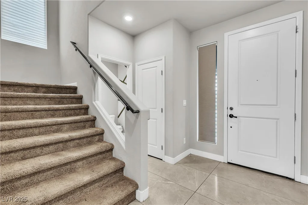 11228 Burning River, Las Vegas, NV 89183