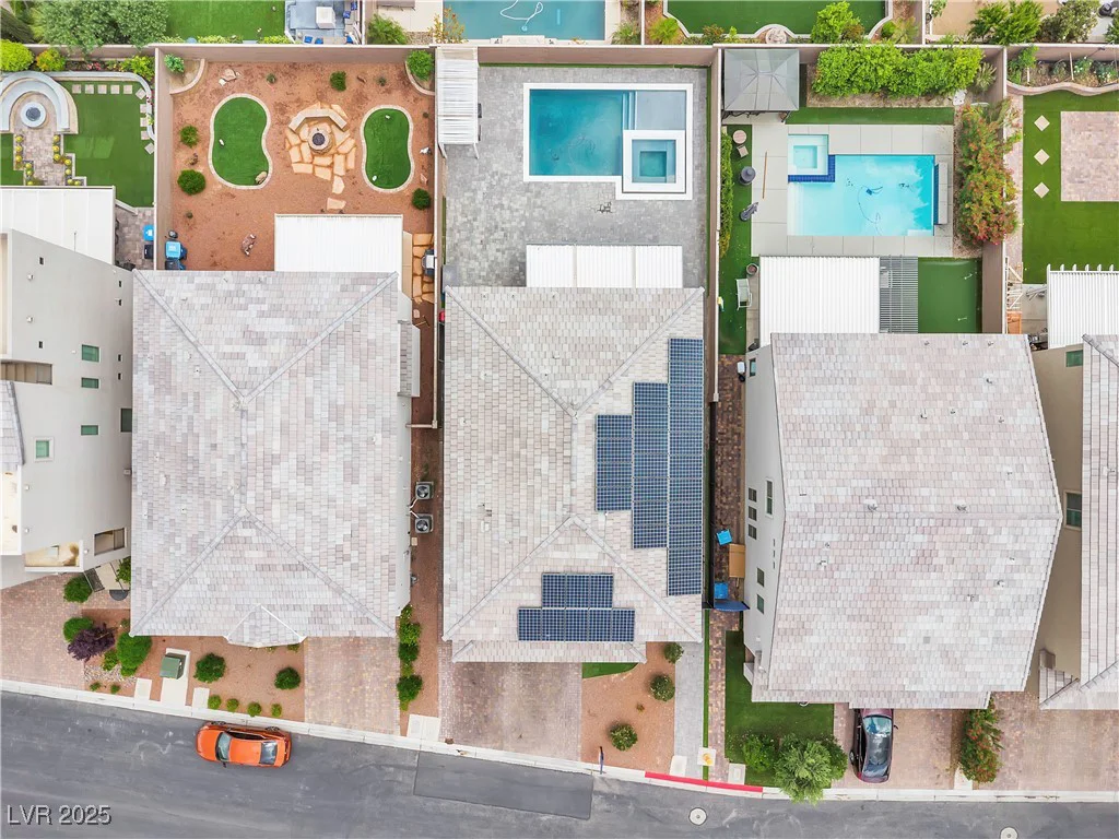 11228 Burning River, Las Vegas, NV 89183